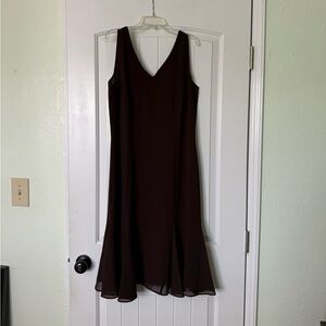 Elegant Brown Sleeveless Dress